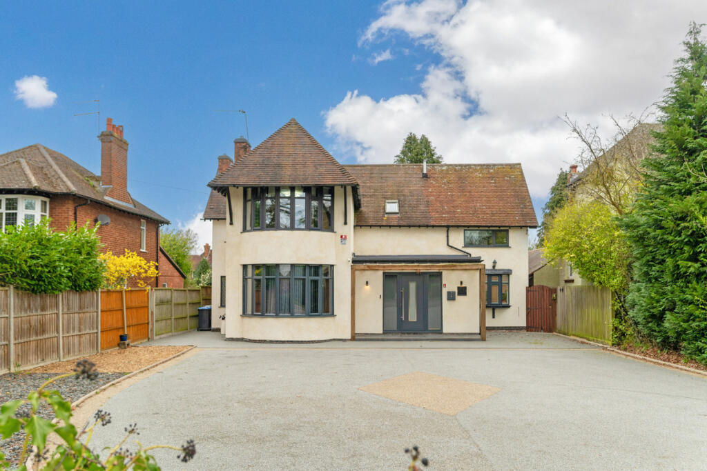 Main image of property: Hillmorton Road, Rugby, Warwickshire CV22 5BE