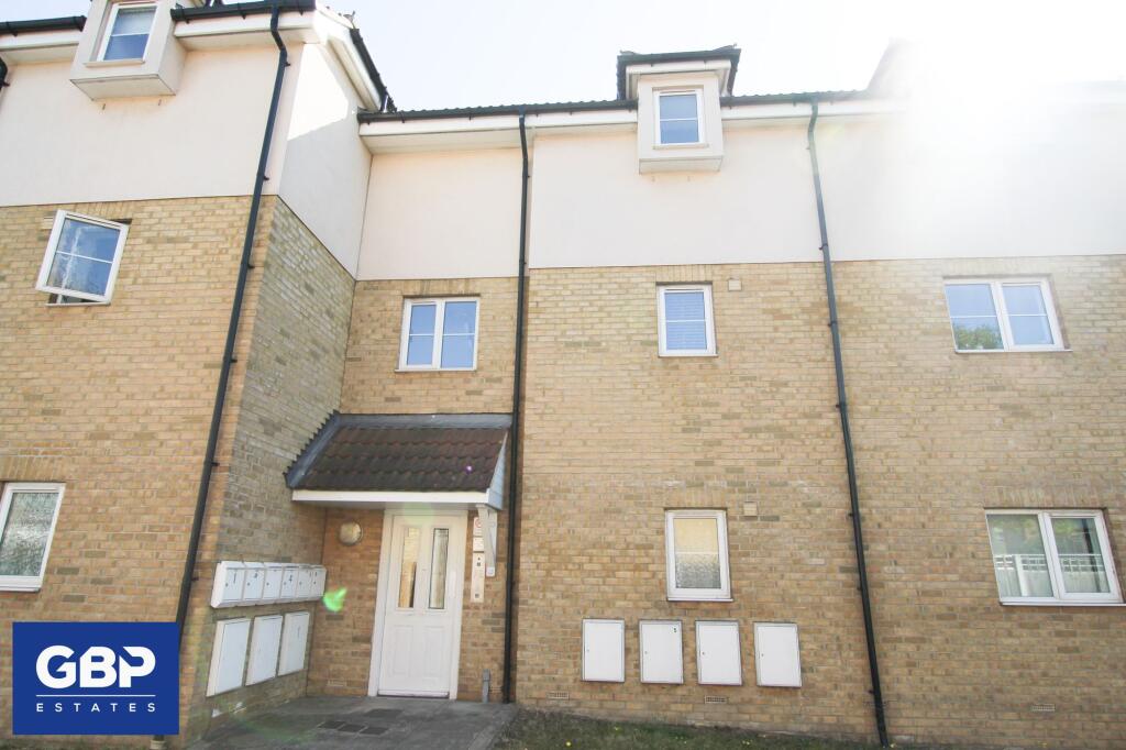 Main image of property: Courtyard Mews, Rainham, RM13