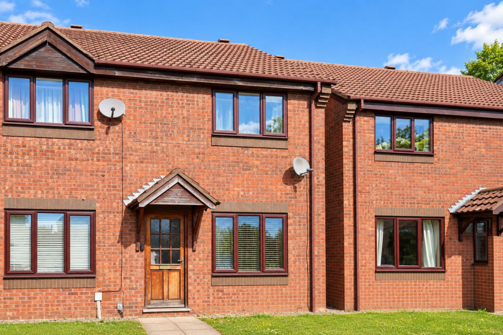 Main image of property: Baronson Gardens, Northampton, NN1