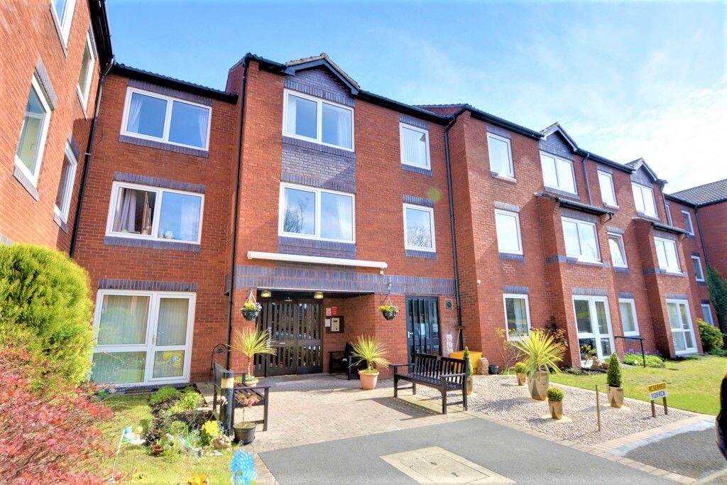 Main image of property: To Let - Homesands House, Park Road, Southport - First Floor Apartment