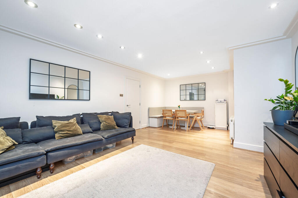 Main image of property: Kidderpore Ave, Hampstead, London, NW3