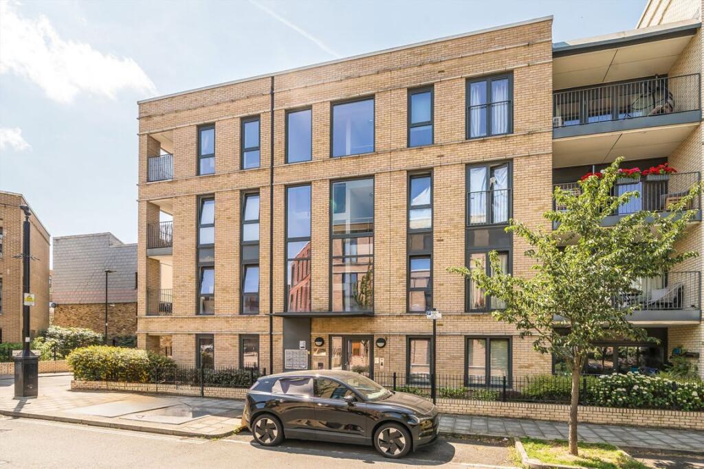 Main image of property: Eythorne Road, Oval