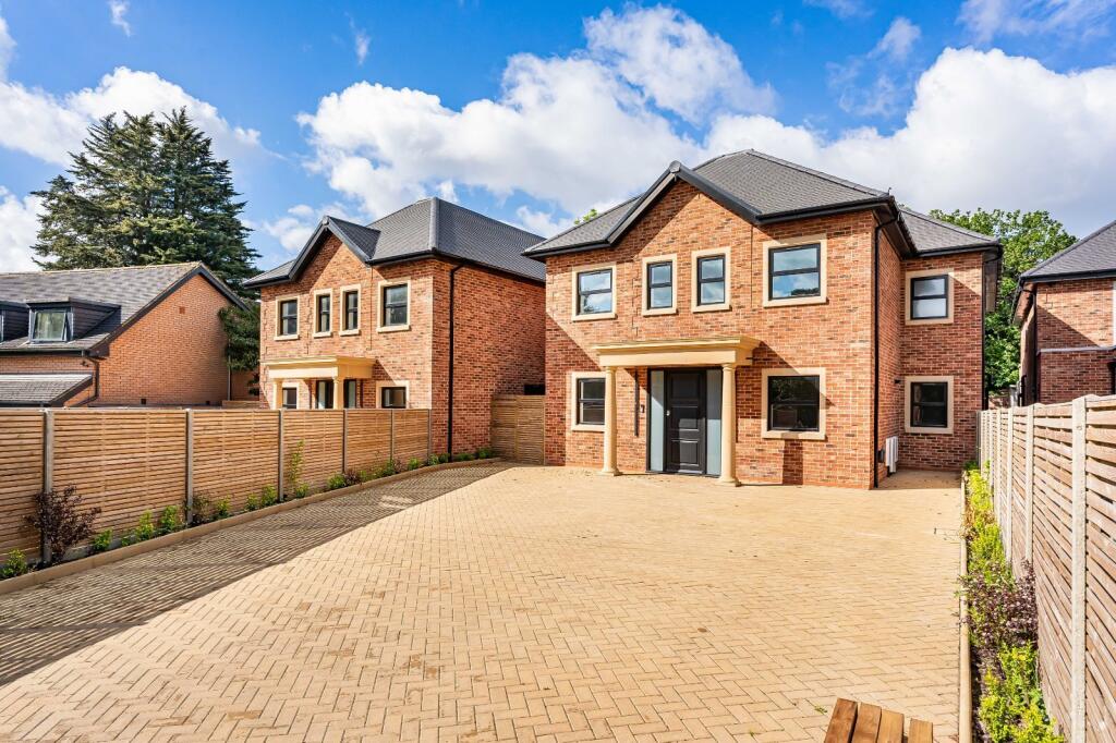 Main image of property: Pipers Green Lane, Edgware, HA8