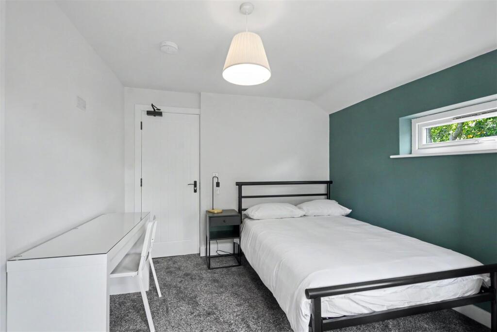 Main image of property: Carnarvon Street, Nottingham NG4 2FP