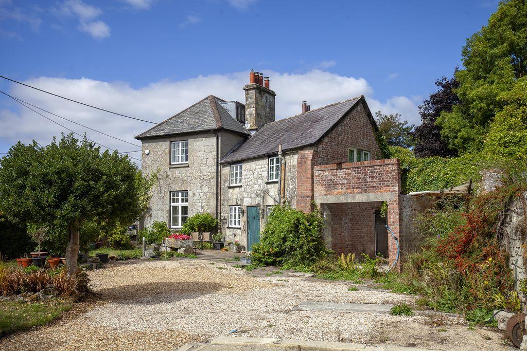 Main image of property: Bozley Hill, Cann