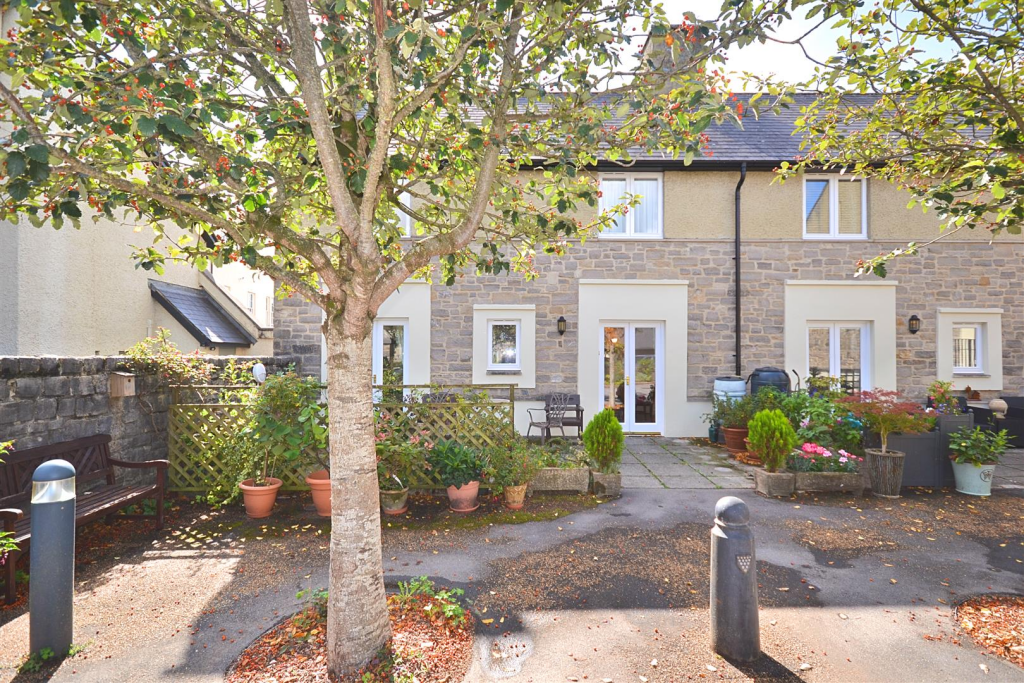 Main image of property: Bridport Road, Dorchester