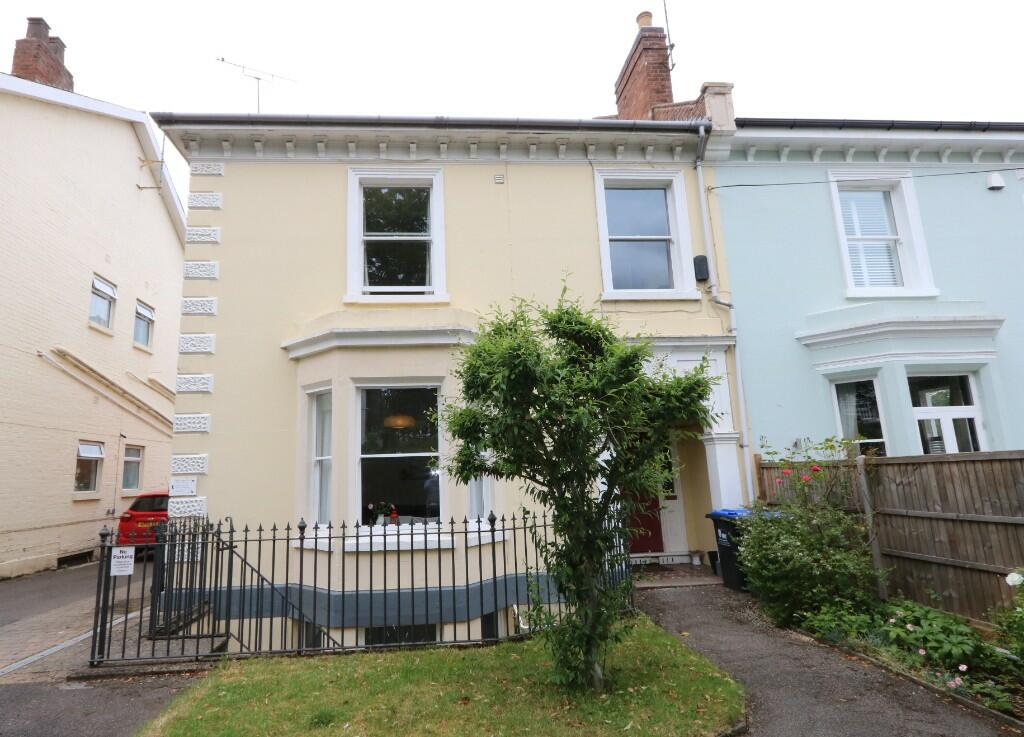 Main image of property: 4B Adelaide Road,Leamington Spa,CV31