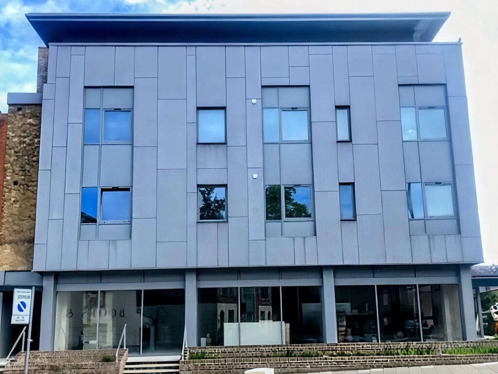 Main image of property: Unit 2, Austin House, Bridge Street, Hitchin, Hertfordshire, SG5