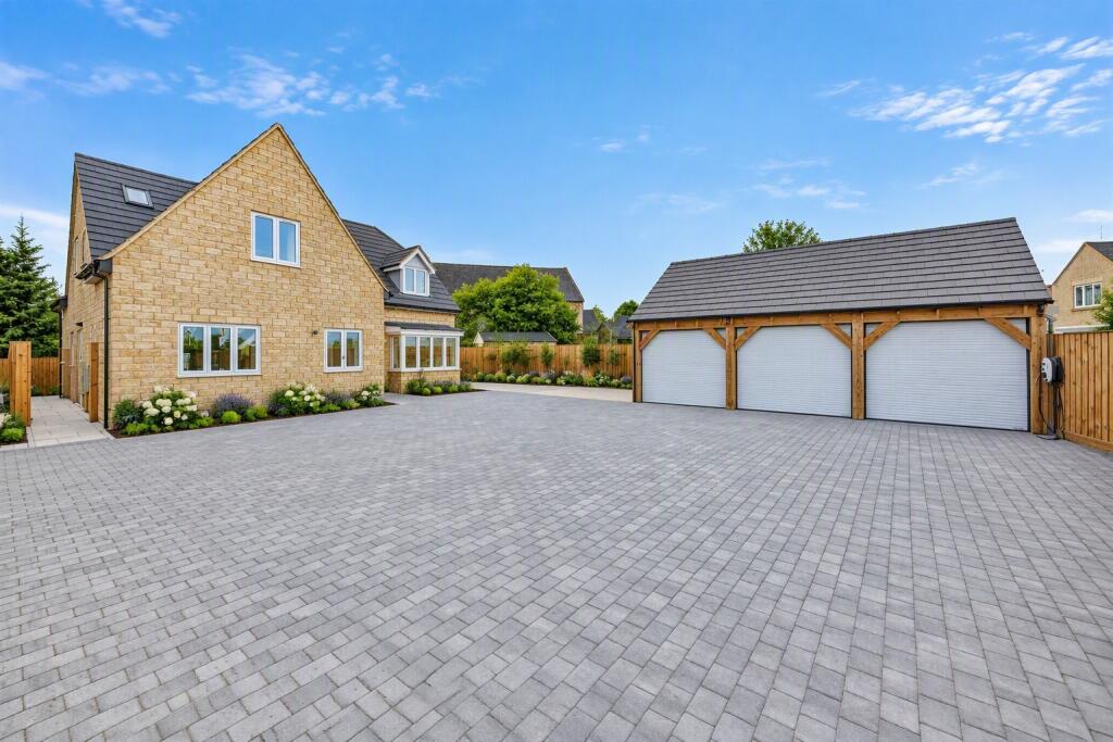 Main image of property: Brington Road, Long Buckby, Northampton