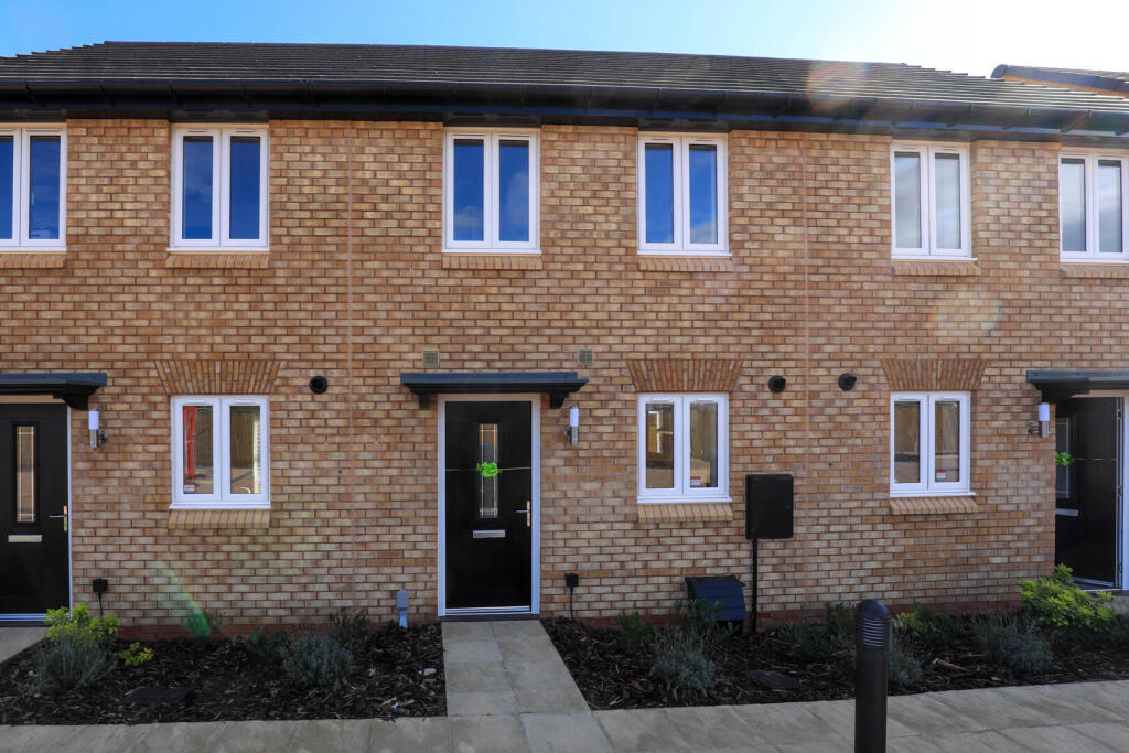 Main image of property: 16 Gromwell Close, Corby