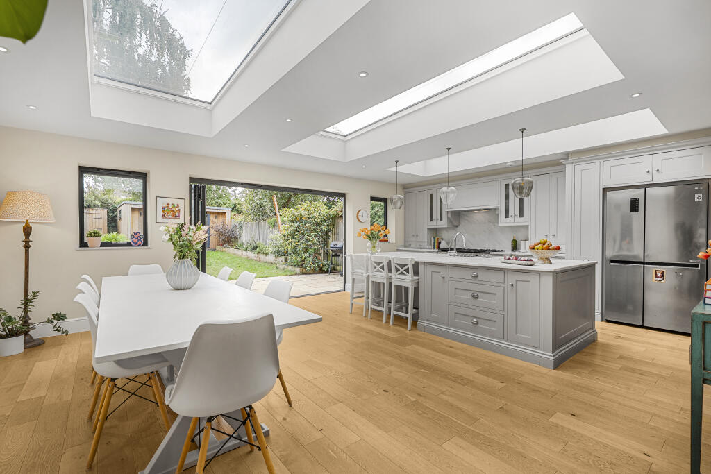 Main image of property: Temple Sheen Road, East Sheen, London