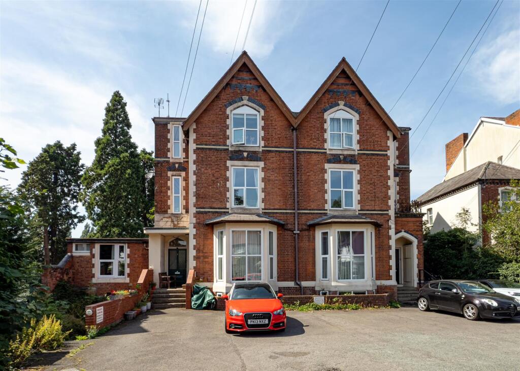 Main image of property: 55- 57 Newbridge Crescent, Newbridge, Wolverhampton, WV6 0LH