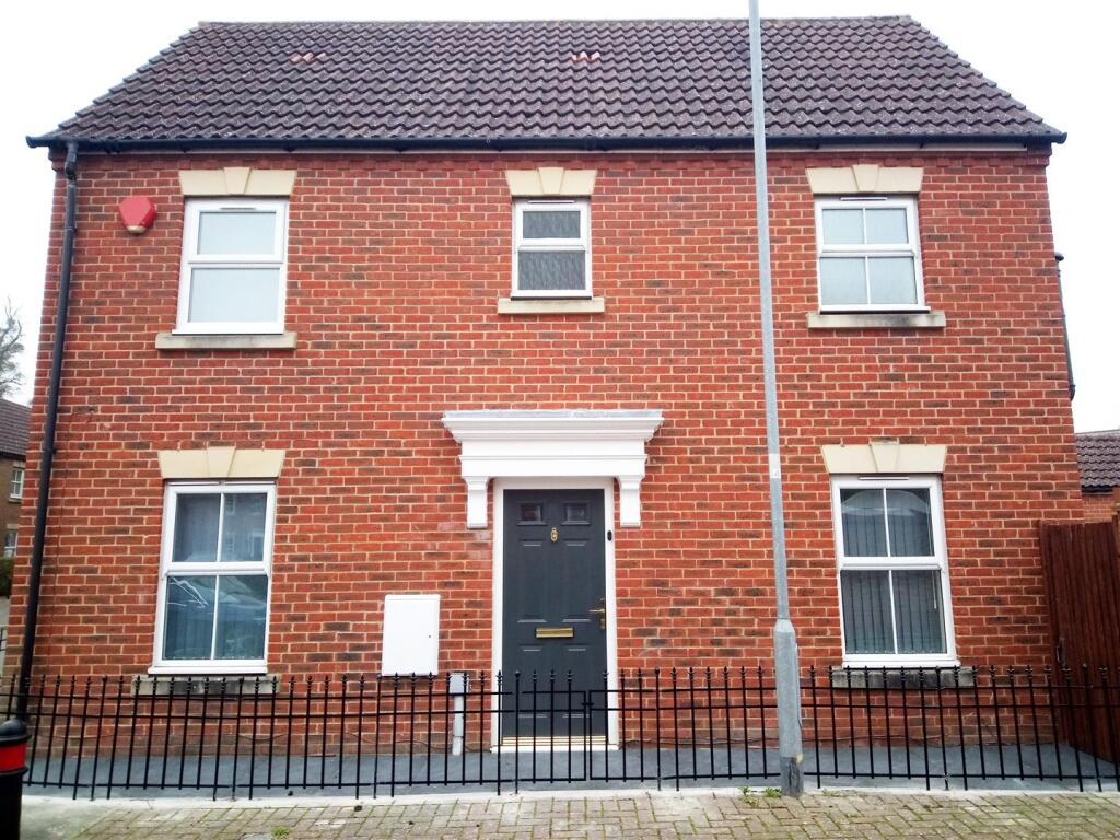 Main image of property: Harding Spur, Langley