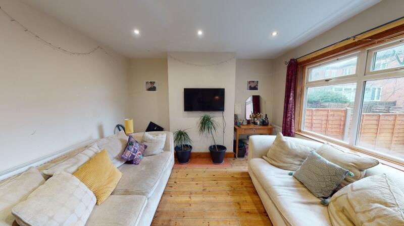 Main image of property: Headingley Mount, Headingley, Leeds