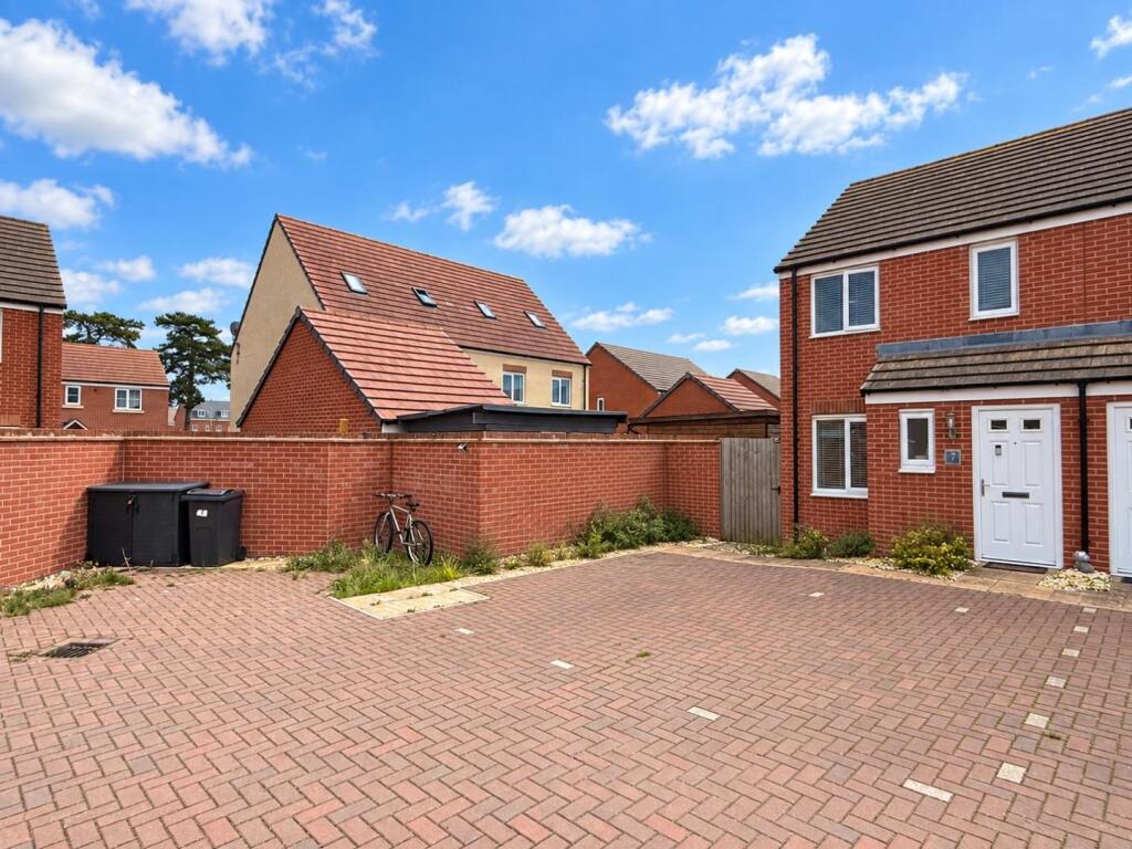 Main image of property: Lamport Lane, Kingsthorpe, Northampton