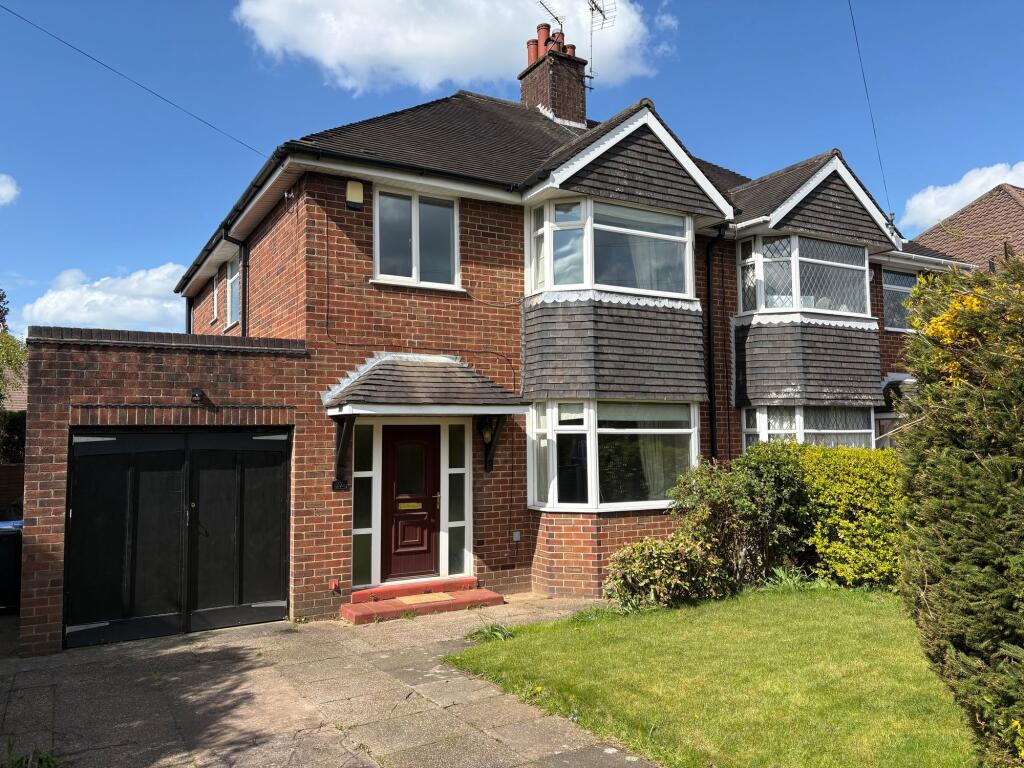 Main image of property: The Crossway, May Bank, ST5