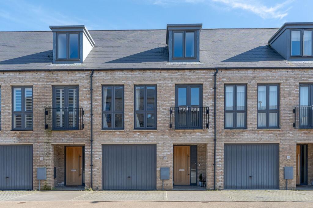 Main image of property: Baynhams Drive, Wolvercote, OX2