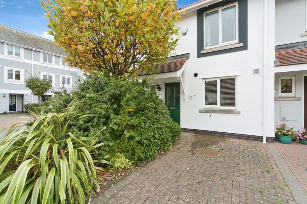 Main image of property: Gwynt Y Mor, Conwy, LL32 8GH