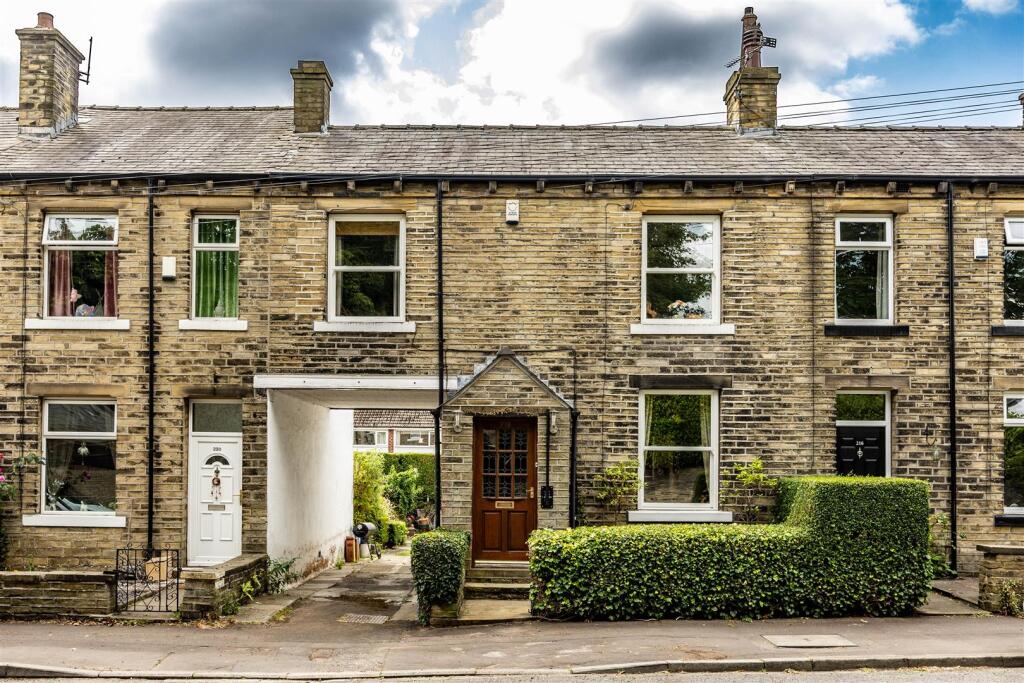 Main image of property: Wakefield Road, Lightcliffe, Halifax