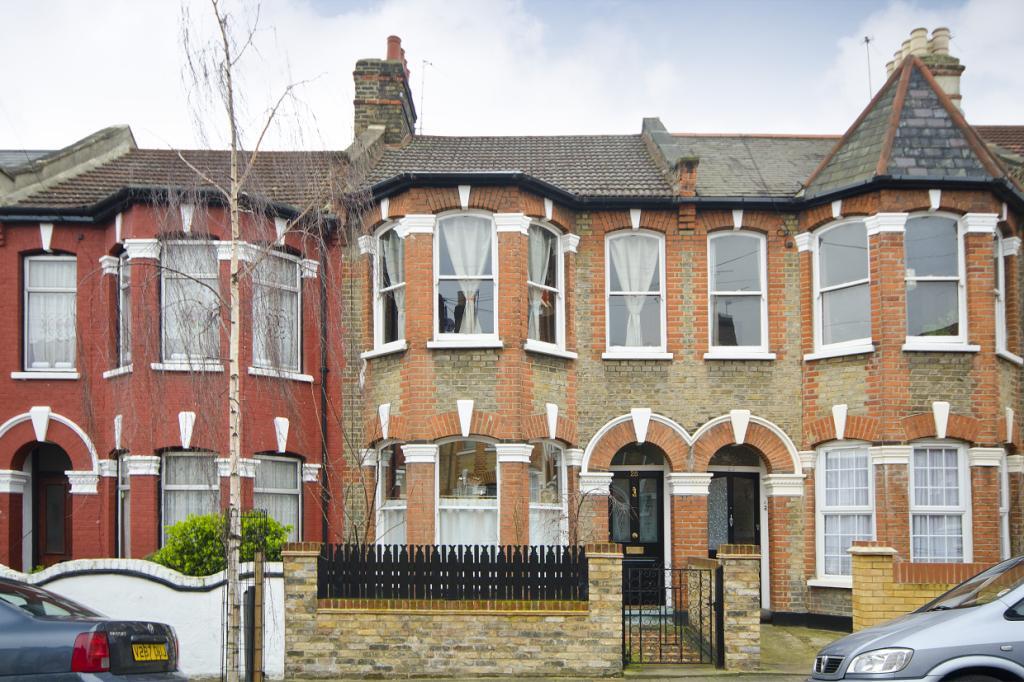 Main image of property: Elmcroft Street, London, E5