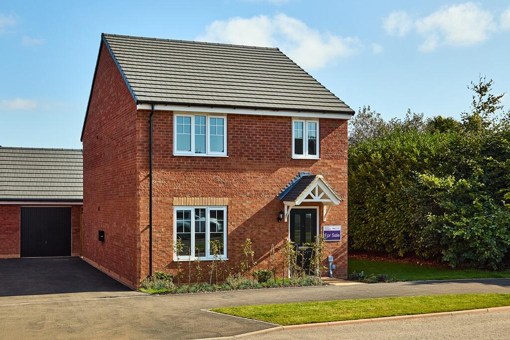 Main image of property: Bramcote Grange, Wentworth Drive, Nuneaton, Warwickshire, CV11 6NX