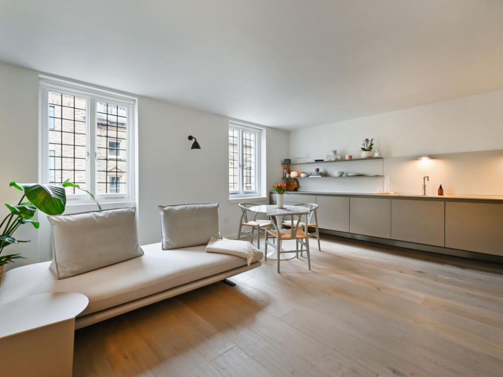 Main image of property: Thayer Street, London, W1U 3