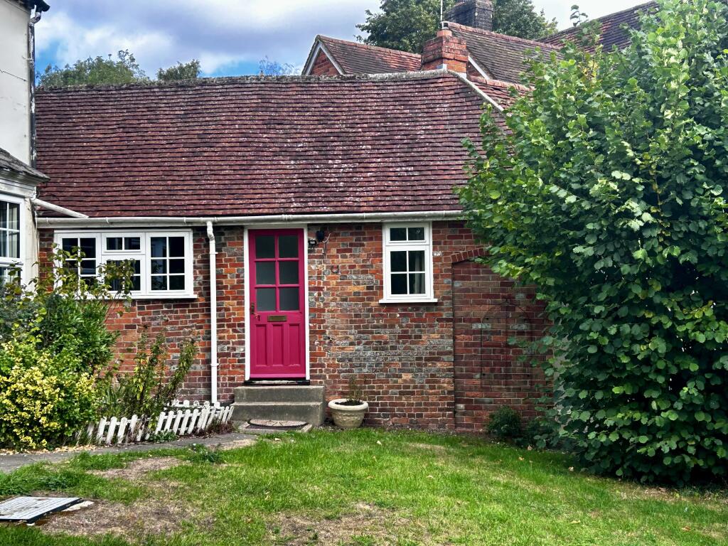 Main image of property: The Laurels, Eddington, Hungerford, West Berkshire, RG17 0DZ