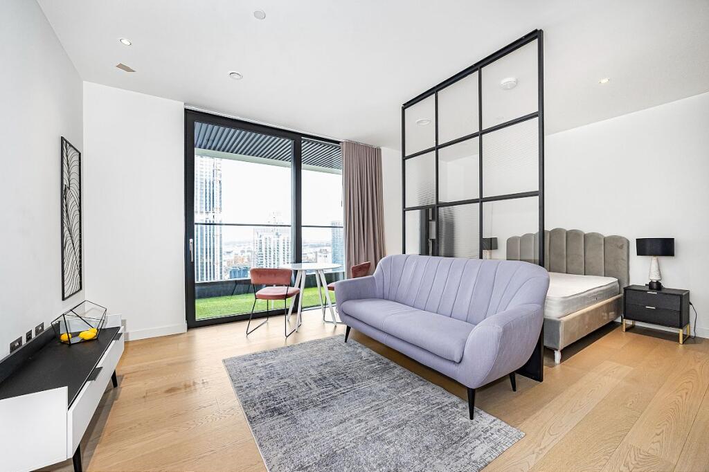 Main image of property: Hobart Building, Canary Wharf, E14