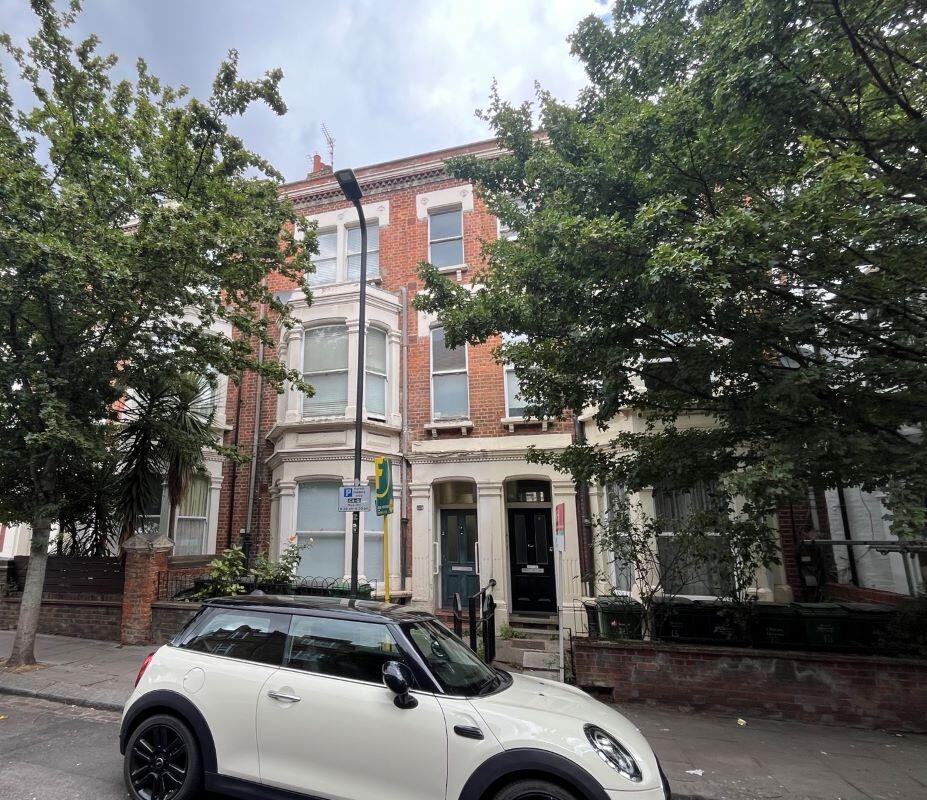 Main image of property: Flat C, 11 Gascony Avenue, Kilburn, London, NW6 4NB
