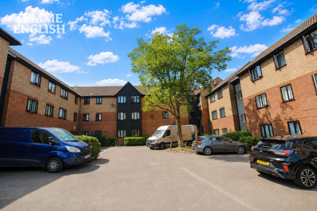 Main image of property: Copperfields, Basildon, SS15