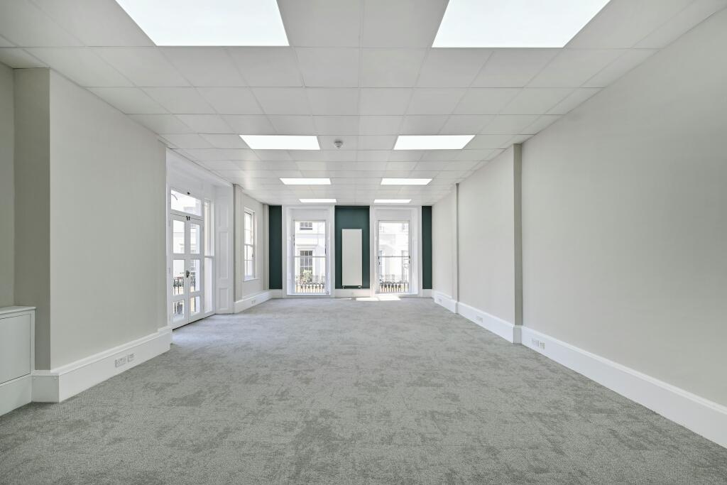 Stanhope House 1st Floor Suite.jpg