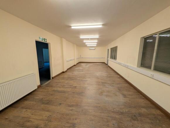 Denham Court Brunel Drive Newark (2).jpg
