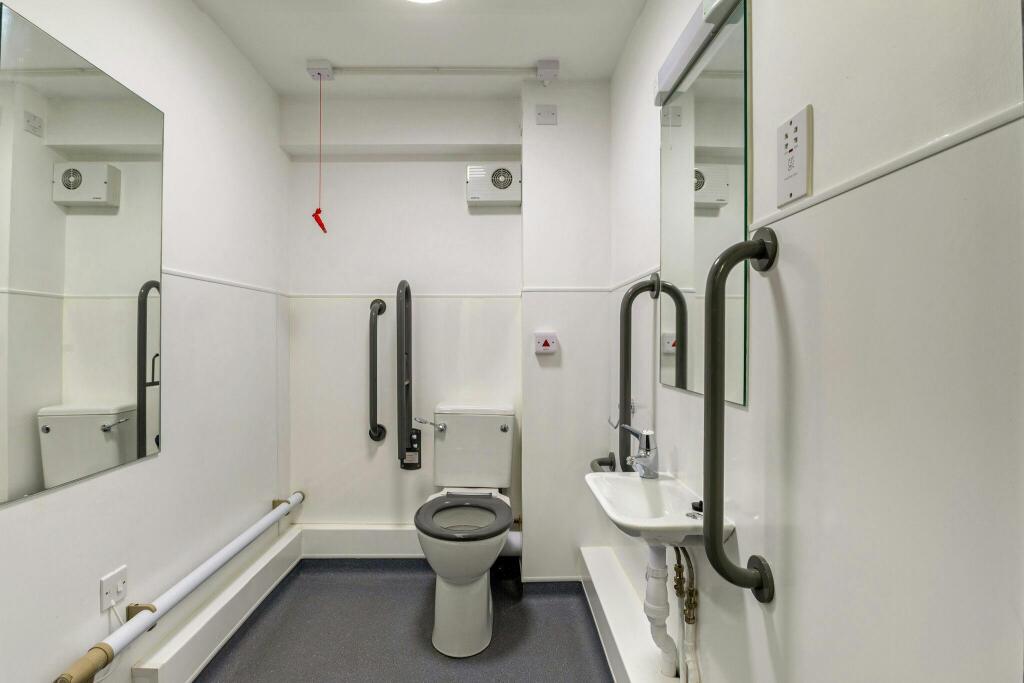 115557_Unit-20-Shepperton (40)_low.jpg