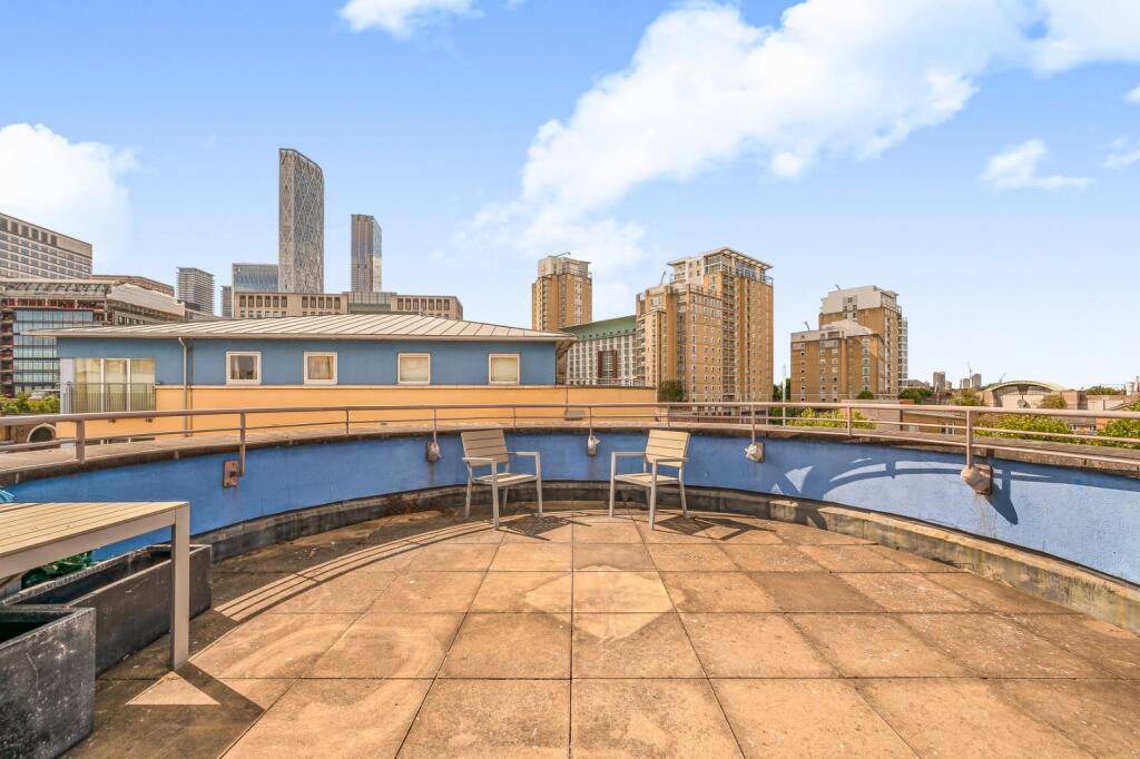 Main image of property: Garland Court, 
1 Premiere Place, E14