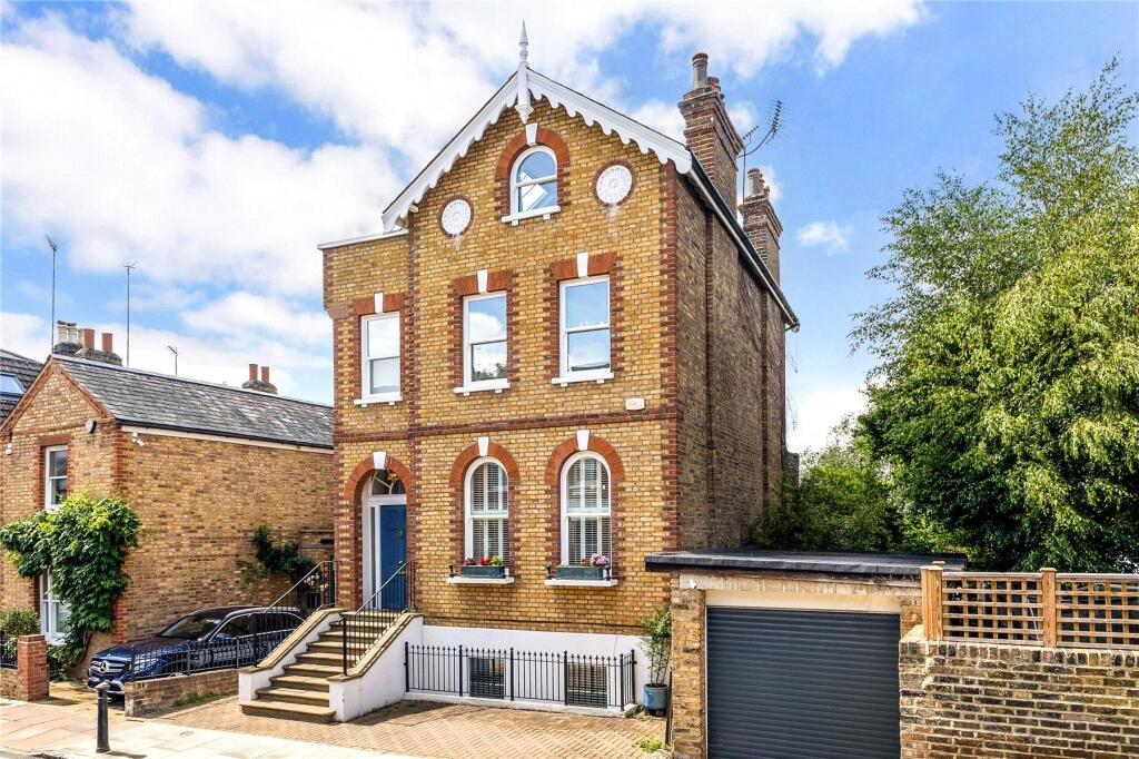 Main image of property: The Vineyard, Richmond, TW10