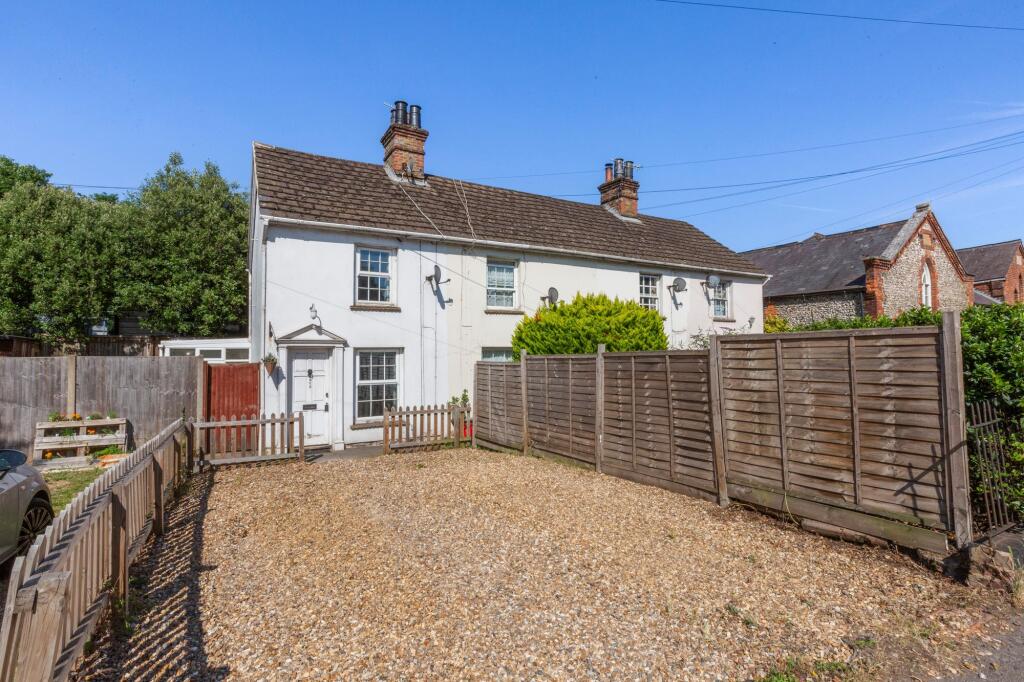 Main image of property: London Road, High Wycombe, HP11