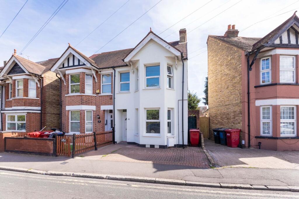 Main image of property: Ragstone Road, Slough, SL1