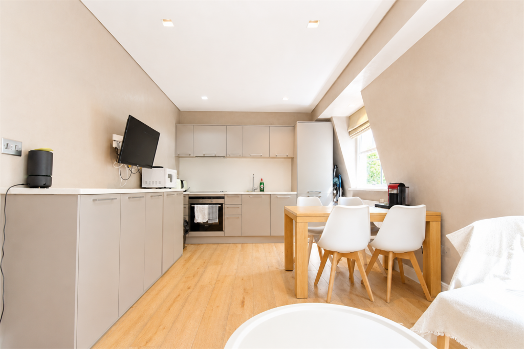 Main image of property: Sussex Gardens, W2