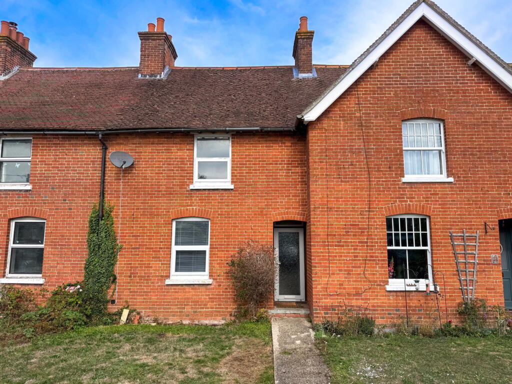 Main image of property: Hollington Place, Green Lane, Thatcham, RG19