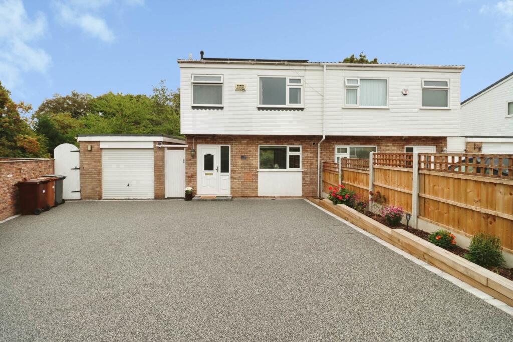 Main image of property: Oakridge Close, Spital
