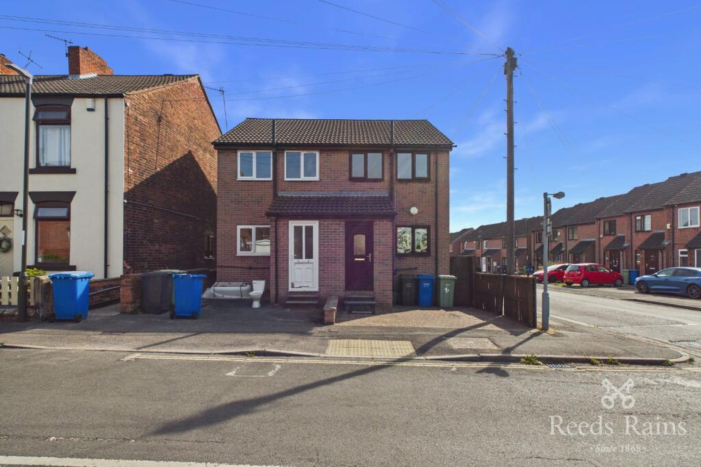 Main image of property: Wellington Street, New Whittington, Chesterfield, Derbyshire, S43