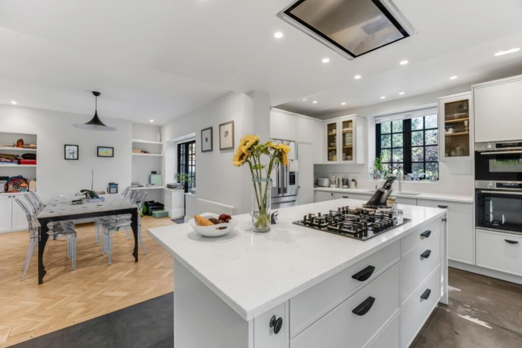 Main image of property: Corringham Road, Golders Green, NW11