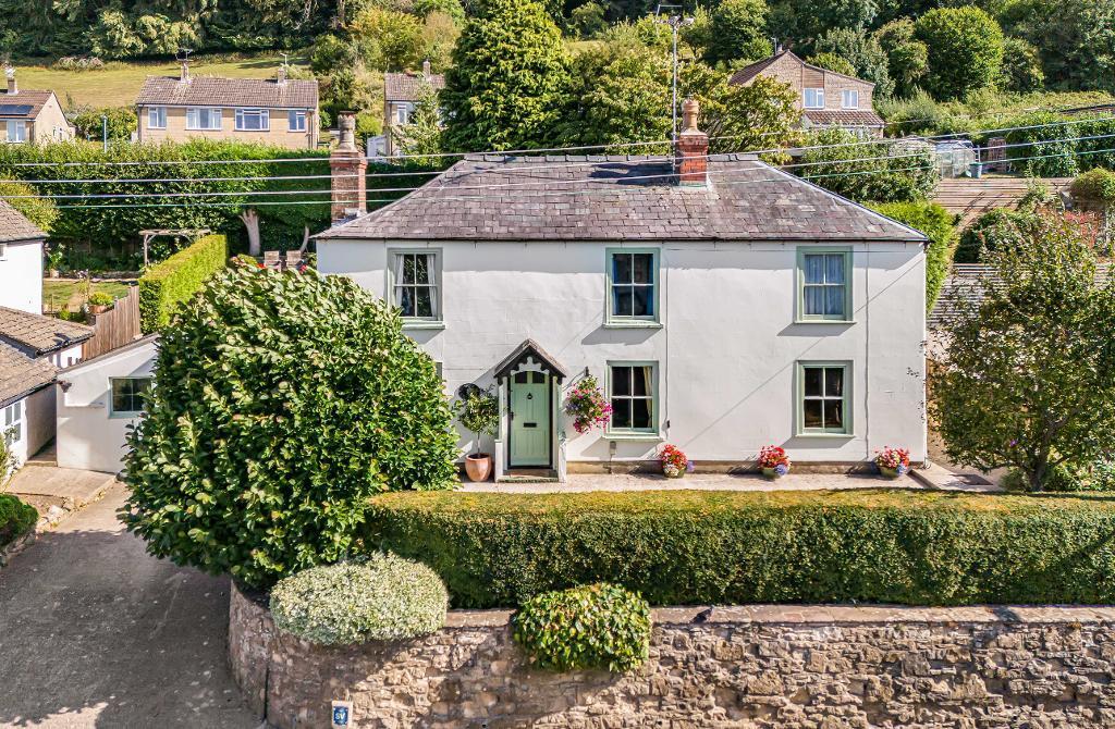 Main image of property: Barrs Lane, North Nibley, Dursley, GL11 6DT