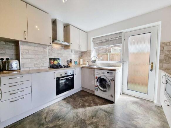 Kitchen:
