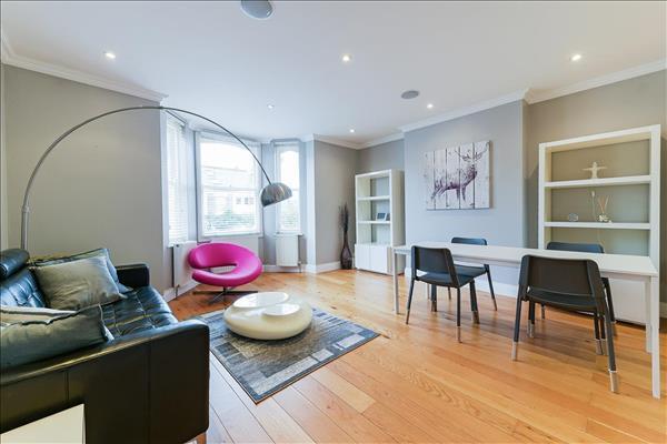 Main image of property: Balham Park Mansions, London, SW12