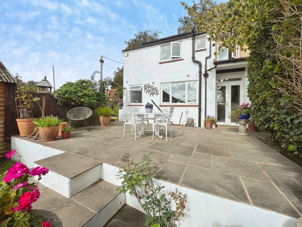 Main image of property: Alma Lane, Farnham, Surrey, GU9