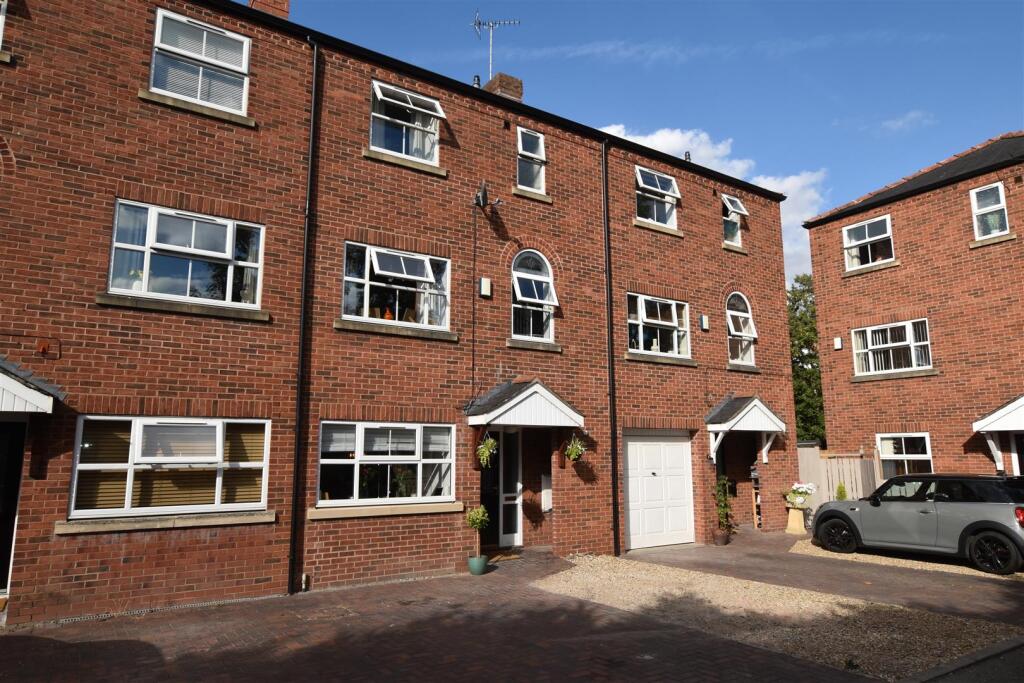 Main image of property: Little Street, Ruabon, Wrexham