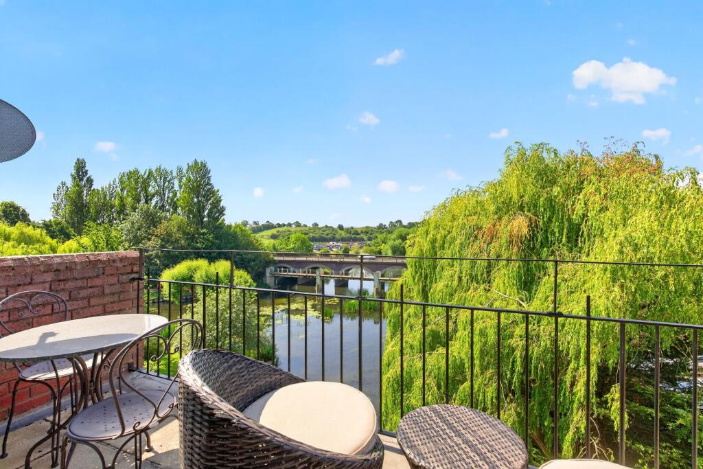 Main image of property: Mill Lane, Stratford-Upon-Avon, CV37