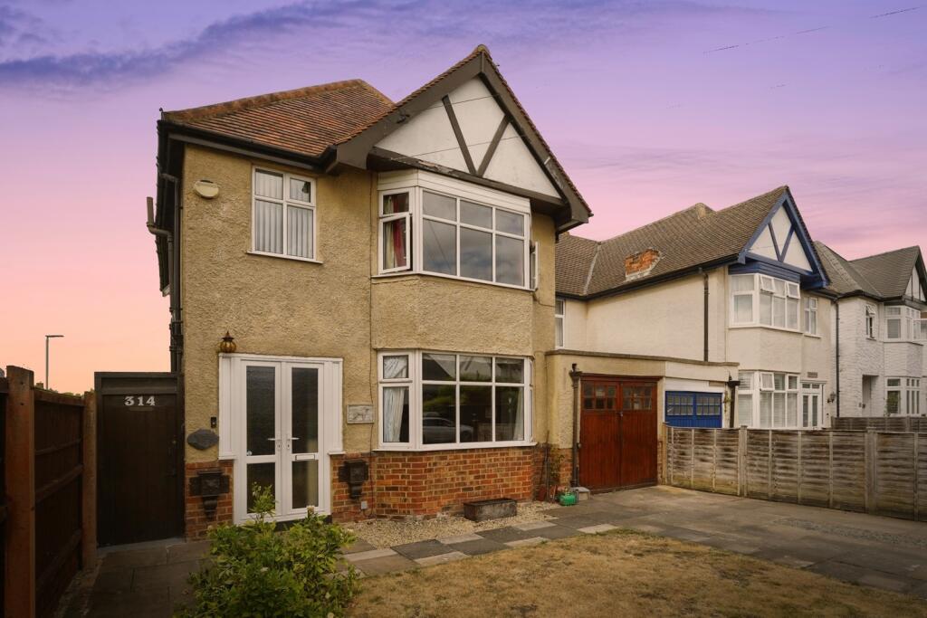 Main image of property: Prestbury Road, CHELTENHAM, Gloucestershire, GL52