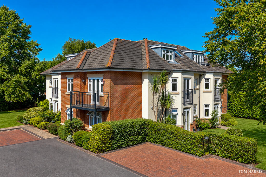 Main image of property: Casa Guidi, Browning Avenue, Bournemouth
